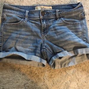 Hollister midi shorts